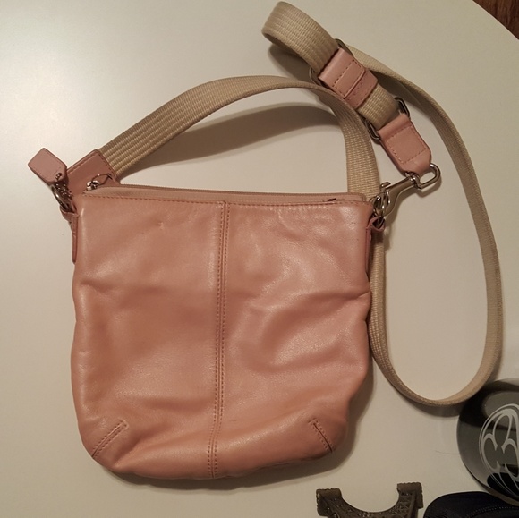 Coach Crossbody Light pink bag - Picture 3 of 11